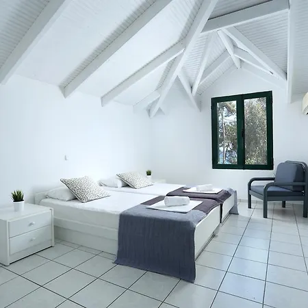 The Pines * Skala (Kefalonia)